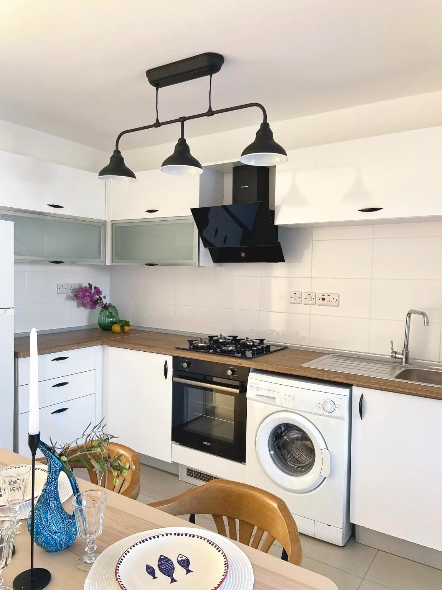 Spacious Three-Bedroom Apartment With Sea View A4 Лапитос Екстериор снимка