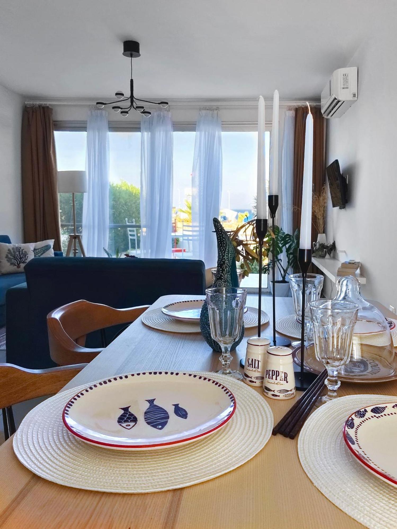Spacious Three-Bedroom Apartment With Sea View A4 Лапитос Екстериор снимка