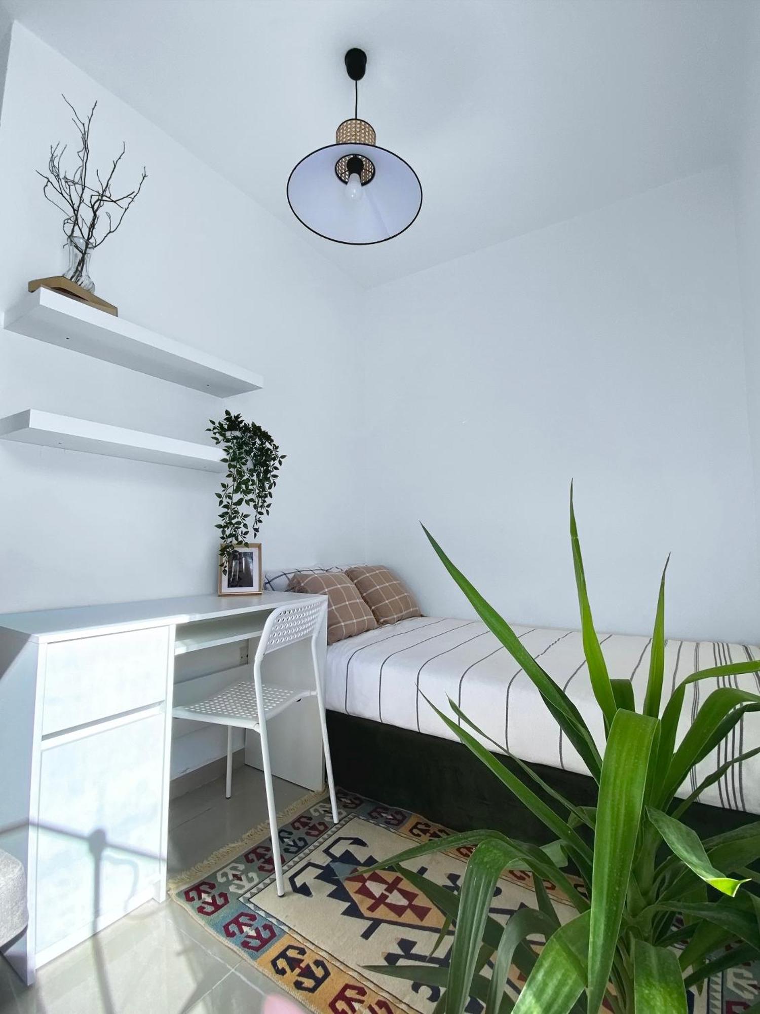 Spacious Three-Bedroom Apartment With Sea View A4 Лапитос Екстериор снимка