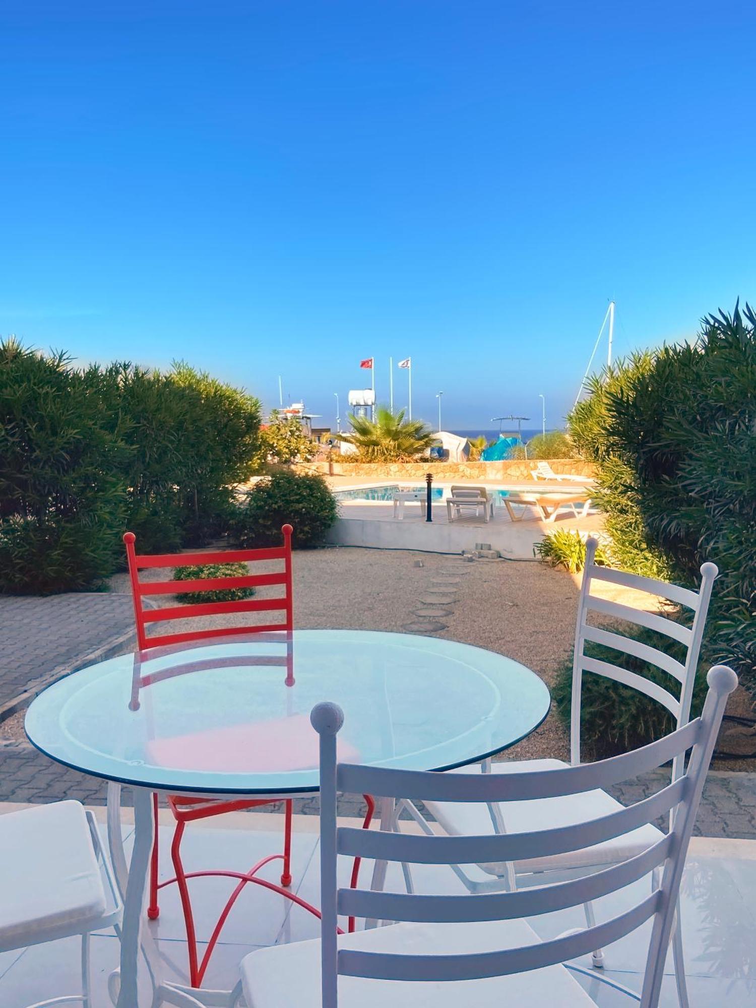 Spacious Three-Bedroom Apartment With Sea View A4 Лапитос Екстериор снимка